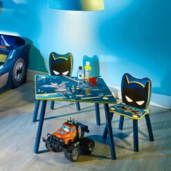 Batman - Kinder Sitzgruppe - Holz 8 Batman - Kinder Sitzgruppe - Holz -Wohndeko 244099 630996908167 moose toys batman tisch und 2 stuehle 08