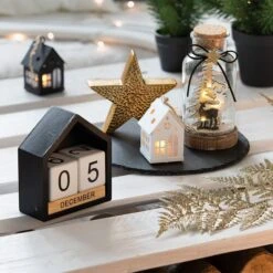 LED-Dekohänger - Haus - Ca. 6 X 6 X 10 Cm - 1 Stück 8 LED-Dekohänger - Haus - Ca. 6 X 6 X 10 Cm - 1 Stück -Wohndeko alles563